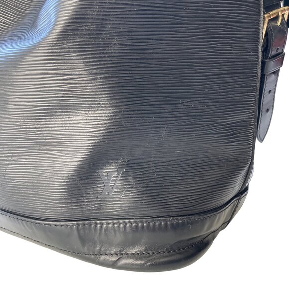 Louis Vuitton Black Epi Leather Noe Drawstring Bucket Bag With Adjustable Strap - Picture 3 of 16